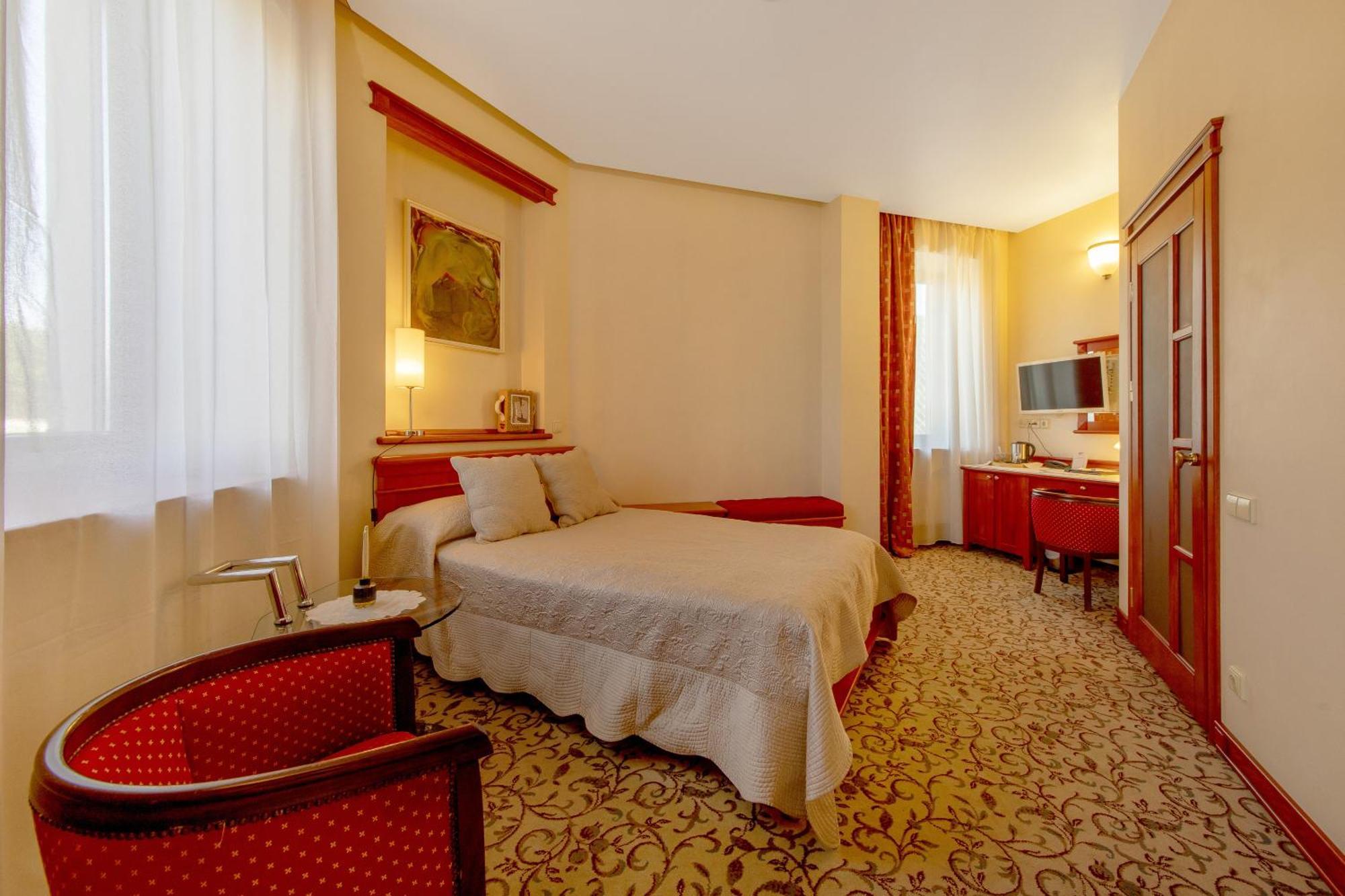 Pazaislis Park Hotel Kaunas Kültér fotó
