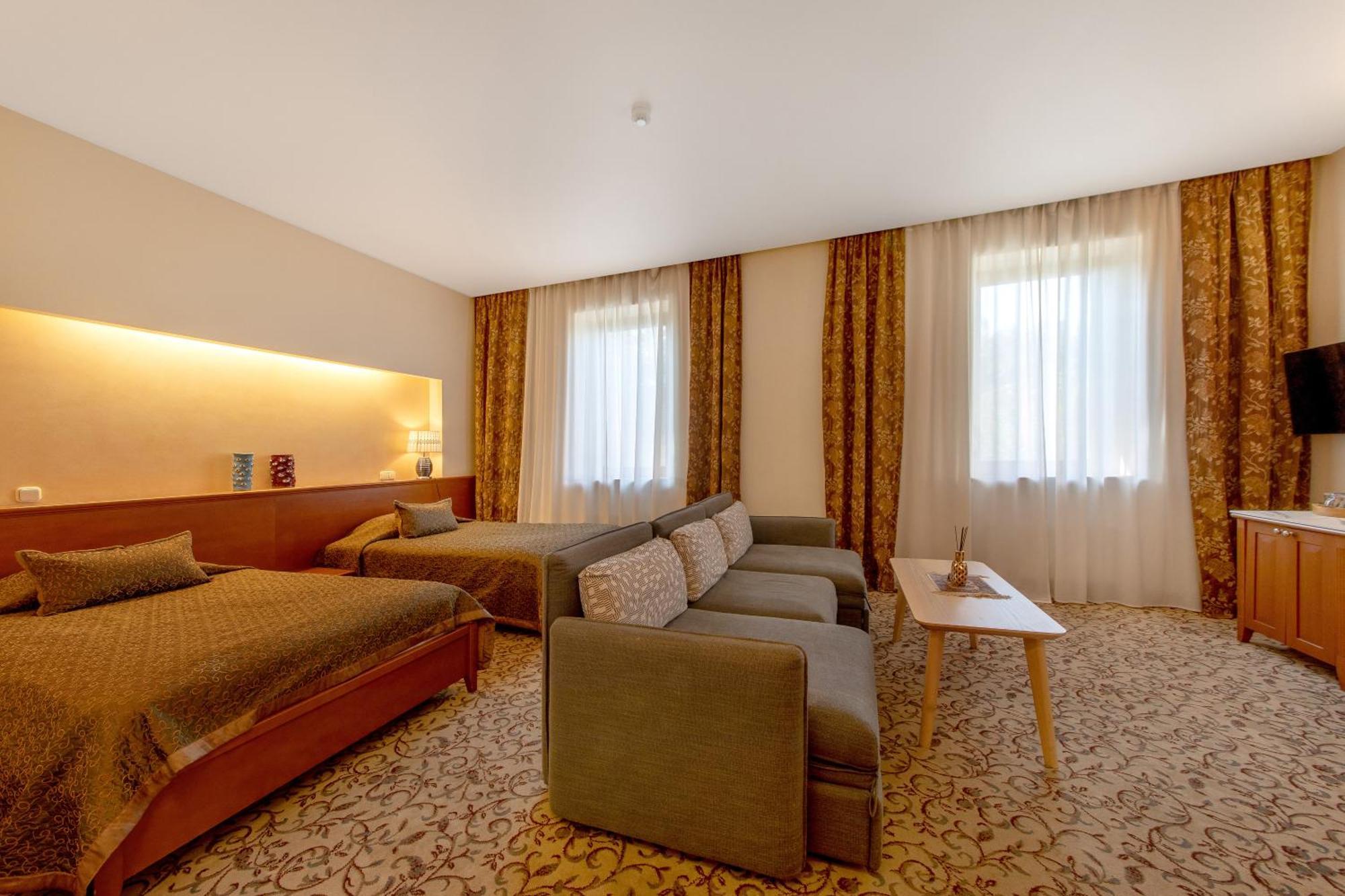 Pazaislis Park Hotel Kaunas Kültér fotó