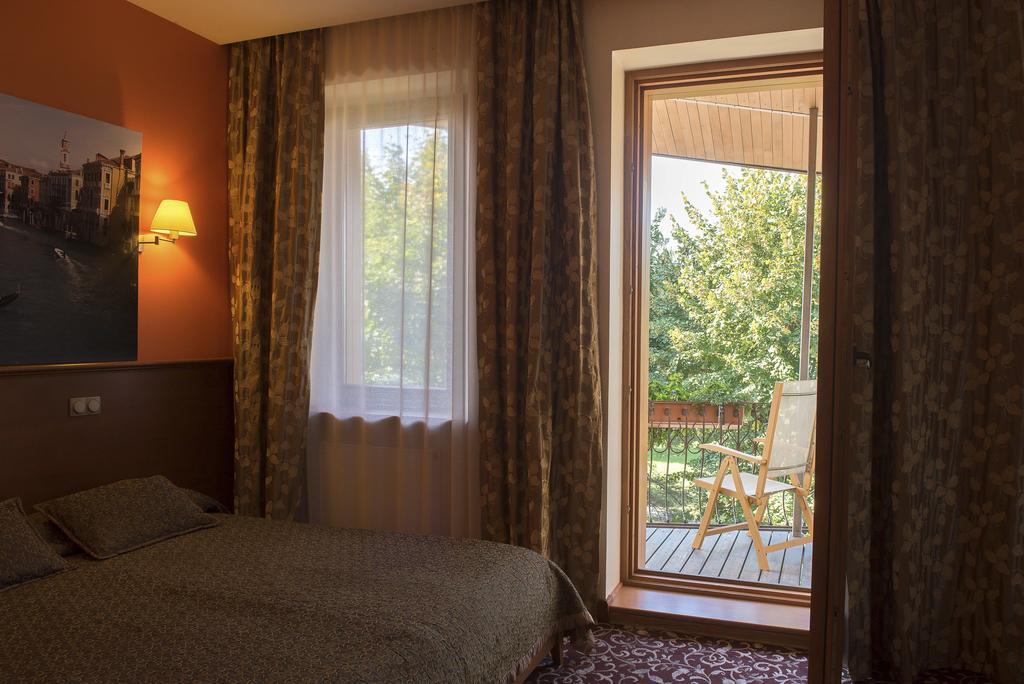 Pazaislis Park Hotel Kaunas Kültér fotó