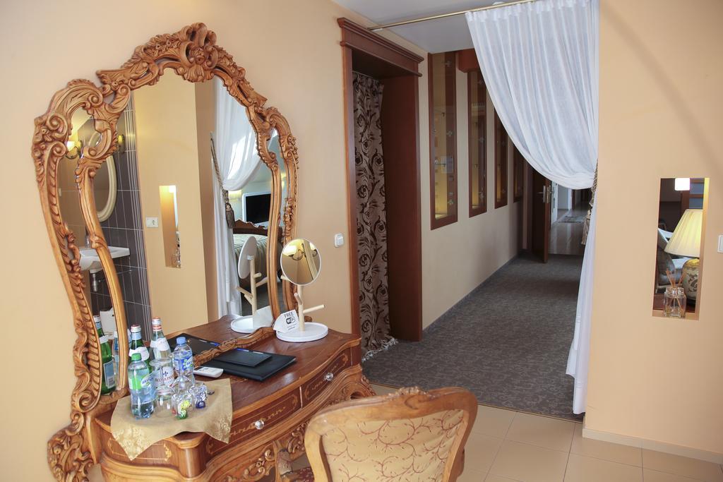 Pazaislis Park Hotel Kaunas Kültér fotó