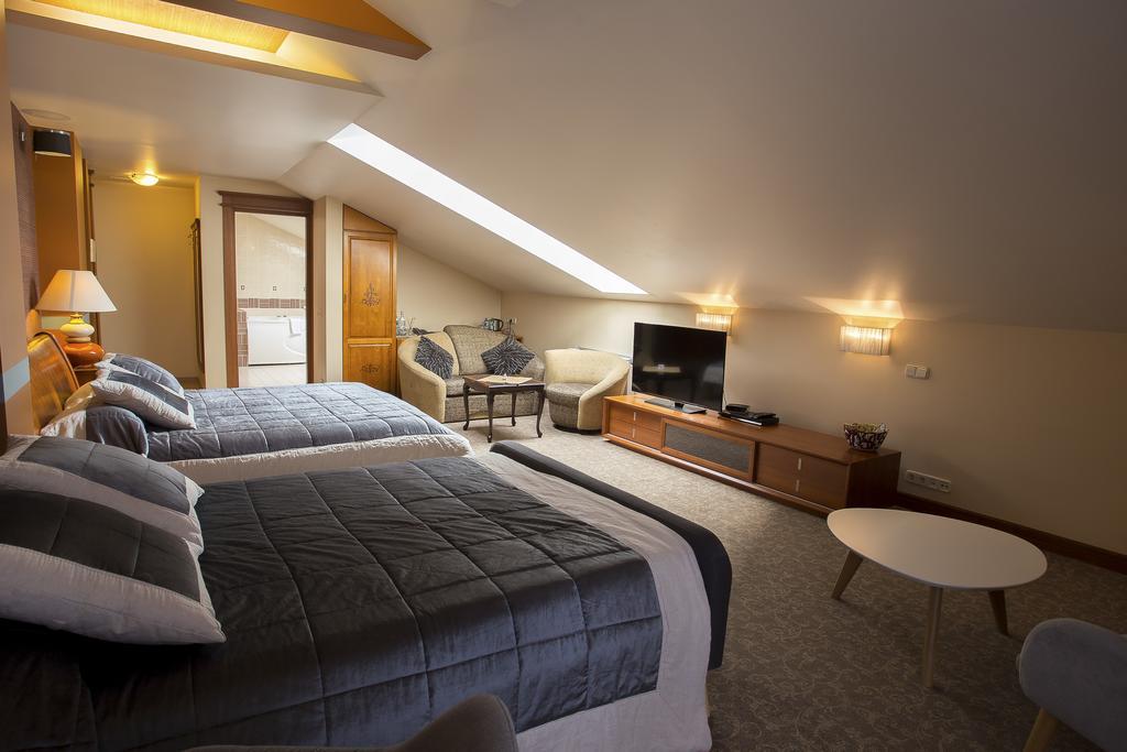 Pazaislis Park Hotel Kaunas Kültér fotó